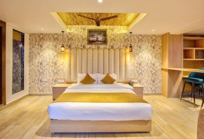 带阳台的豪华间, Katson Castle Dharamshala