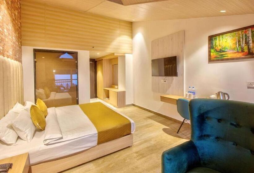 带阳台的豪华间, Katson Castle Dharamshala