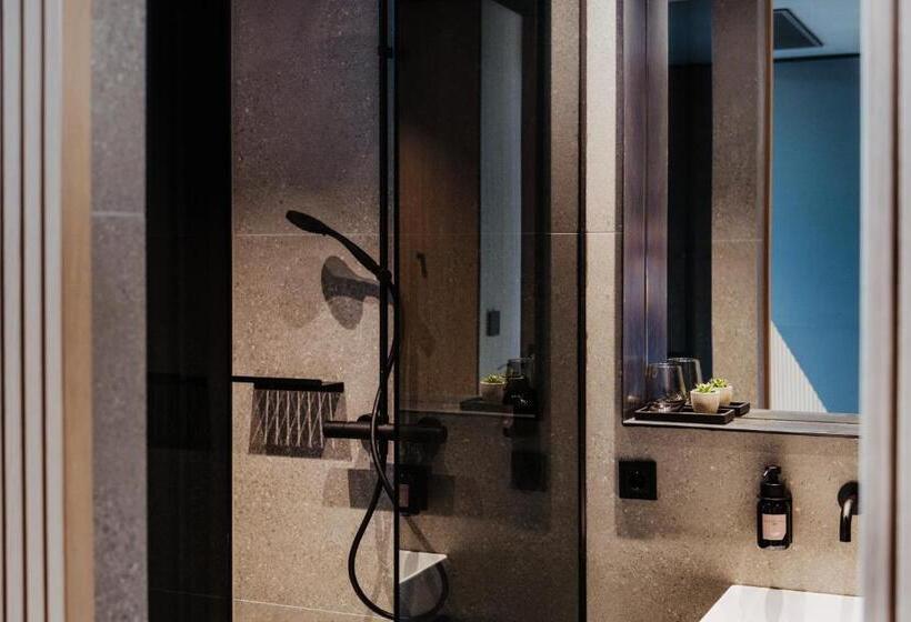 חדר סטנדרט, Loxone Campus