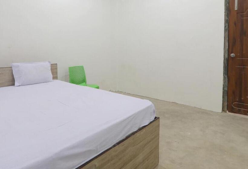 三人经典房间, Oyo Desi Chulha Restaurant