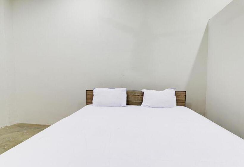 三人经典房间, Oyo Desi Chulha Restaurant