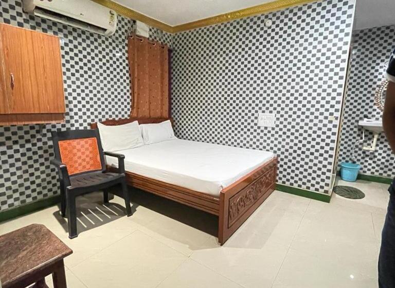 Quarto Deluxe Cama King, Raamajayam Rameswaram