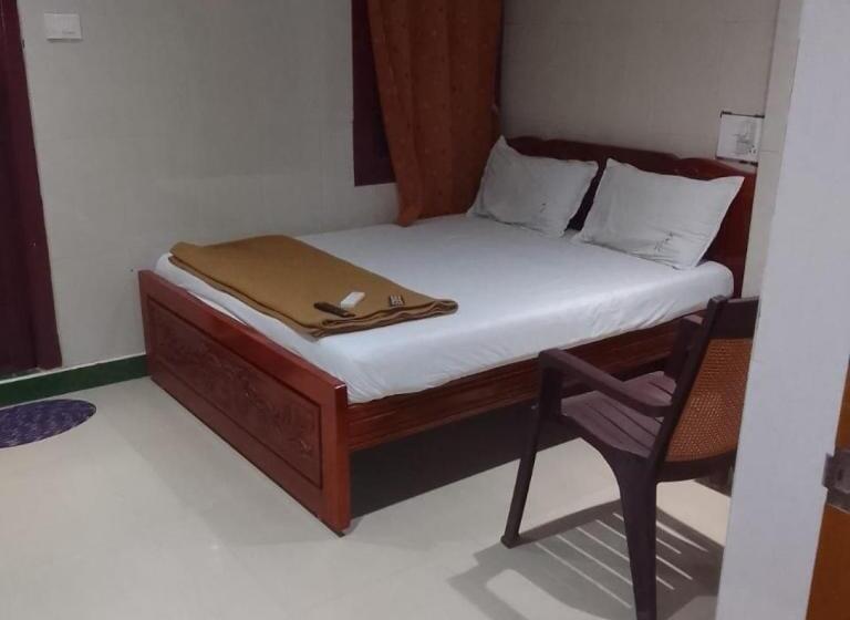 Quarto Deluxe, Raamajayam Rameswaram
