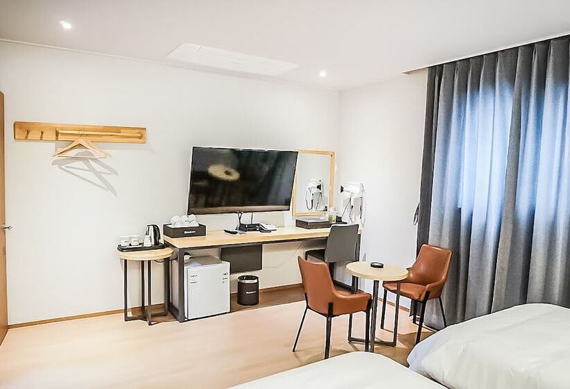 חדר דלוקס, 어라연 관광호텔 영월