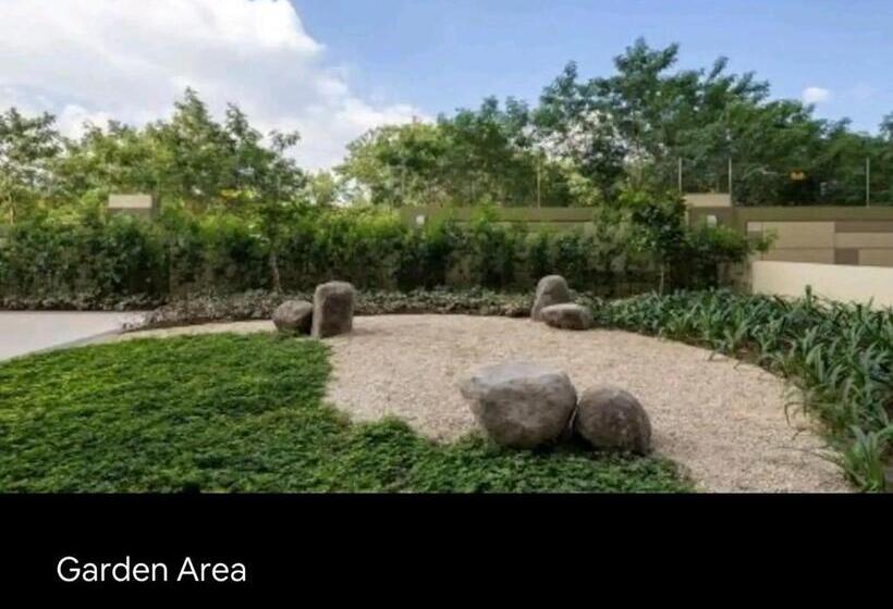 Studio Standard, Lovely Studio Unit In Celandine