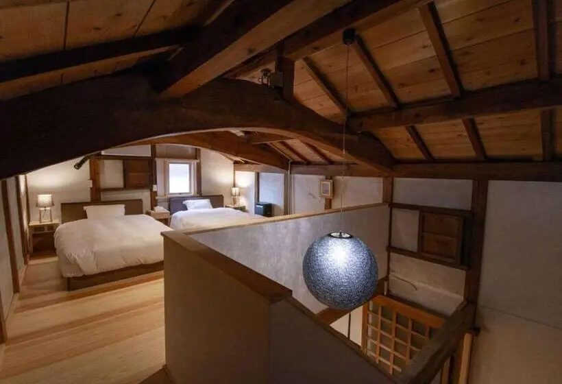 Economy-huone, Nipponia Hotel 伊賀上野 城下町