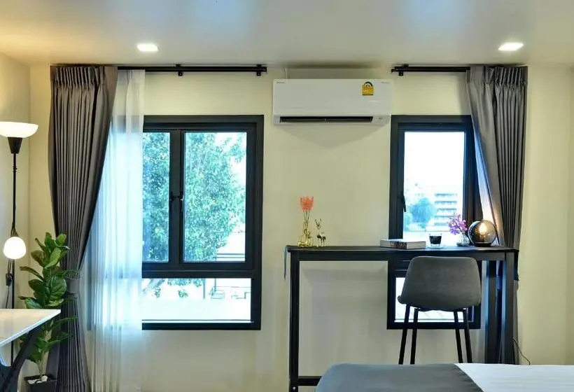 Premium room with river view, Norn Riverside Bangkok Hotel นอนริมน้ำ