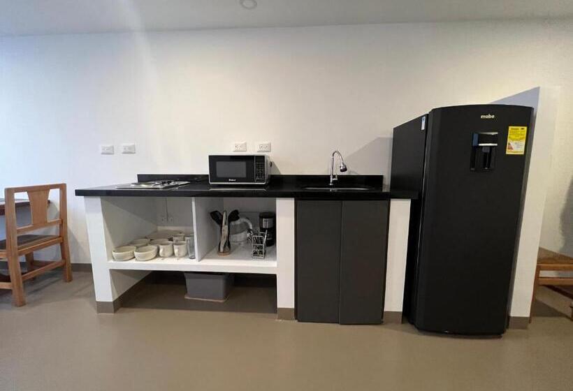 جناح, Ope Suites Calle 100