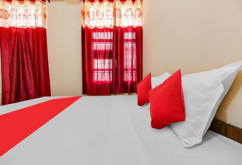 Трехместный Номер Классика, Oyo Flagship 81203 Hotel Moonlight