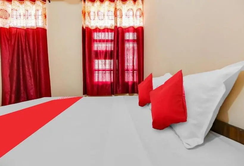 Classic Kolmen Hengen Huone, Oyo Flagship 81203 Hotel Moonlight