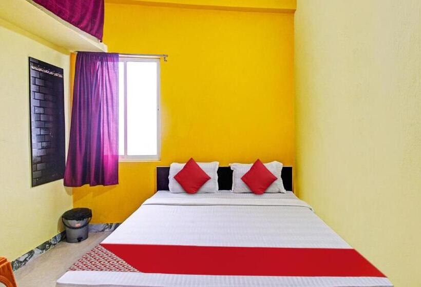 اتاق کلاسیک سه تخته, Oyo Flagship Hotel Shree Krishna