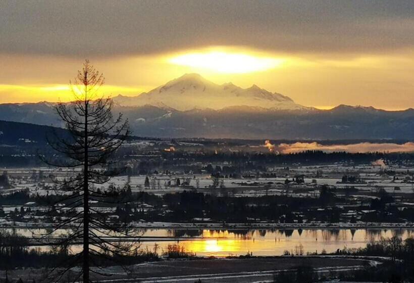 Háromágyas Standard Szoba Megosztott Fürdővel, Derbyshire House