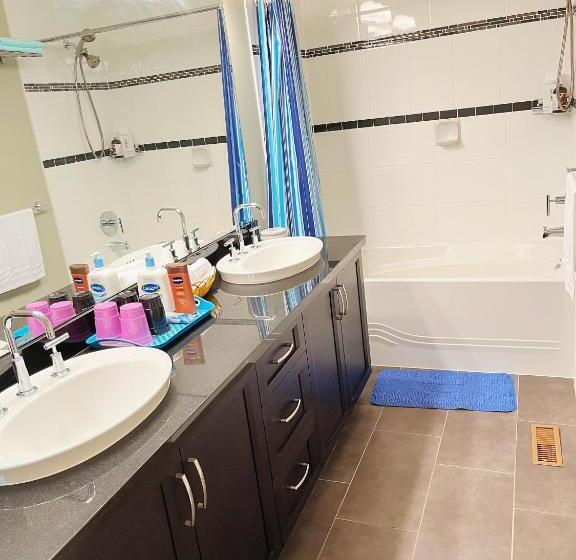 Standard Szoba Megosztott Fürdővel, Derbyshire House