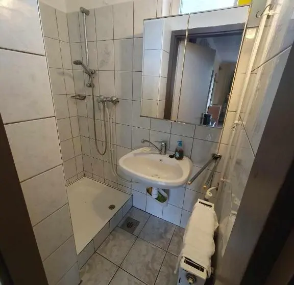テラス付き１ベッドルームアパートメント, Egervári Béres Vendégház  Középső Apartman