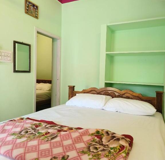 חדר סטנדרט עם מרפסת, Liya Guest House