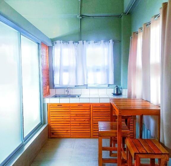 استودیوی استاندارد با چشمانداز دریا, Playa De Bombora Inn