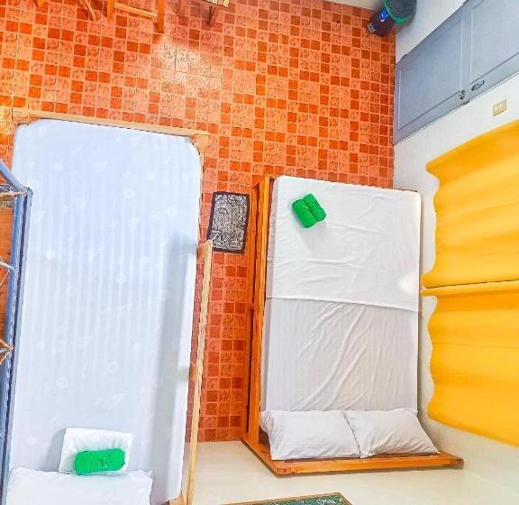 سوئیت جونیور خانوادگی, Playa De Bombora Inn