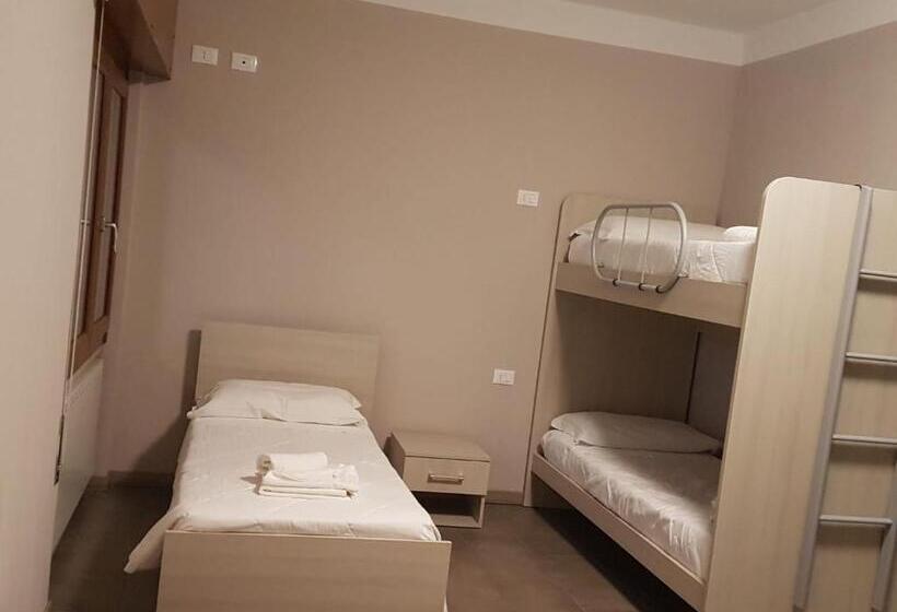 Номер Стандарт Трехместный, Villa Quies