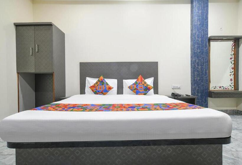 이그제큐티브 트리플, Fabhotel Shree Khatu Shyam Palace