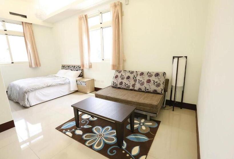 اتاق استاندارد, Hillbilly B&b