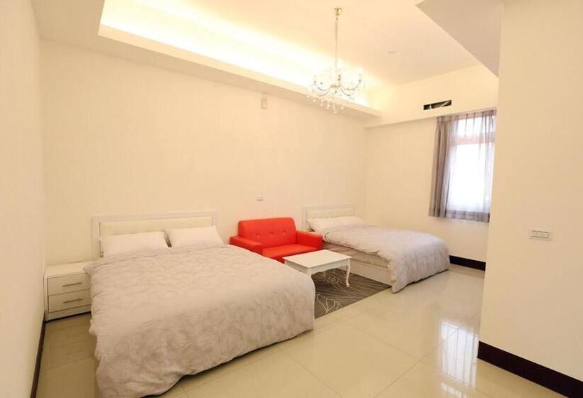 اتاق استاندارد, Hillbilly B&b