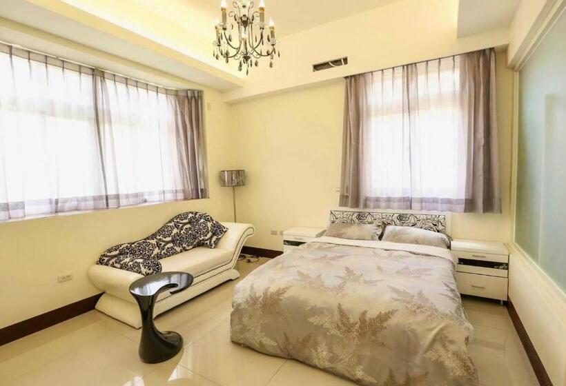 اتاق استاندارد, Hillbilly B&b