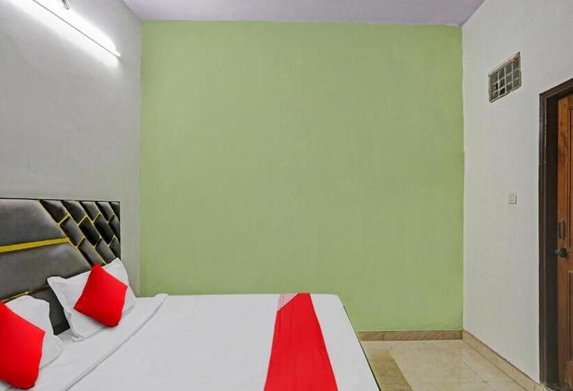 Трехместный Номер Классика, Oyo Flagship Dream Stay