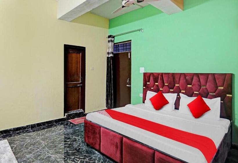 Трехместный Номер Классика, Oyo Flagship Dream Stay