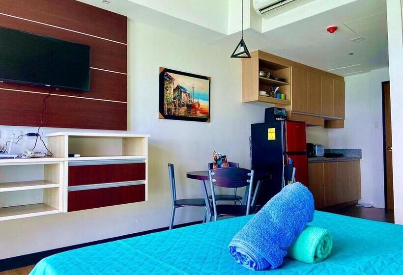 סוויטה נוף לים, Oceanside Arterra Hotel Apartment Cebu