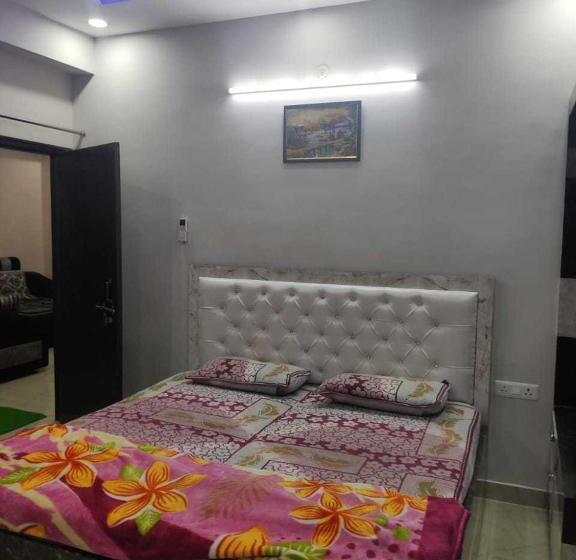 غرفة كلاسيكية ثلاثية, Oyo Hotel Family Ties