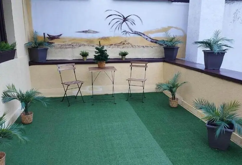 اتاق لوکس, Ambiennt