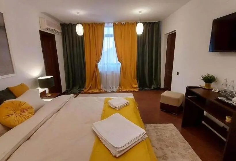 اتاق لوکس, Ambiennt