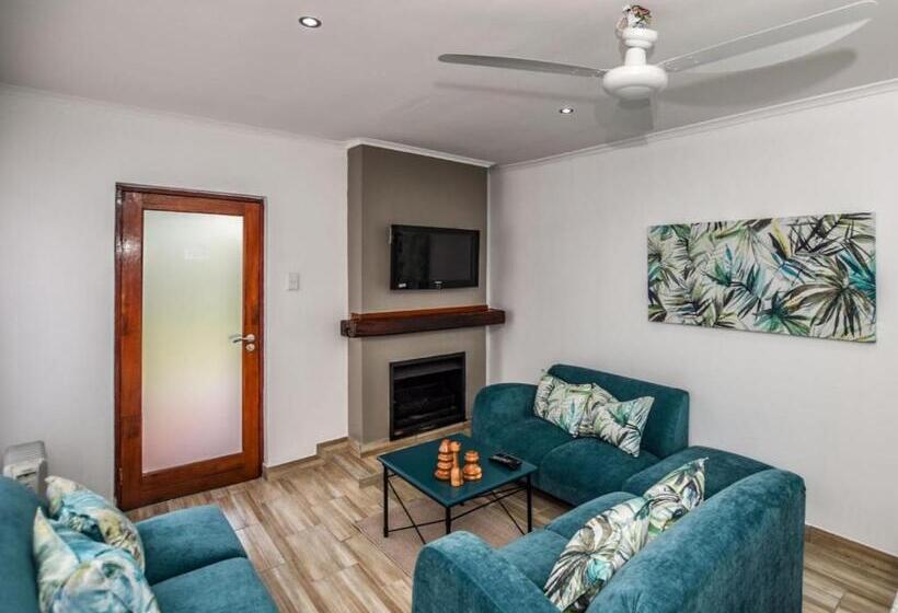 Шале Deluxe 1 Спальня, Penny S Place On Greenway