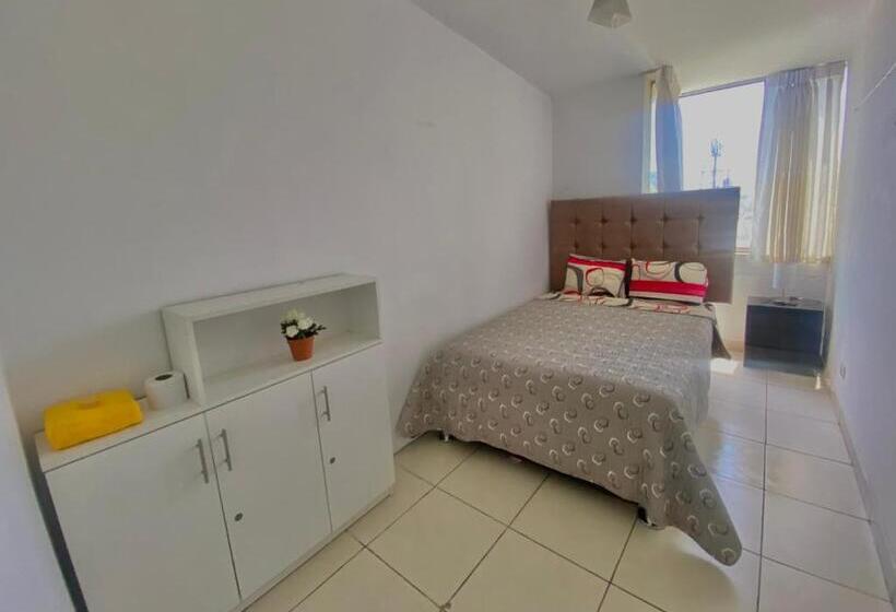 Номер Economy, Residencia Monterrico