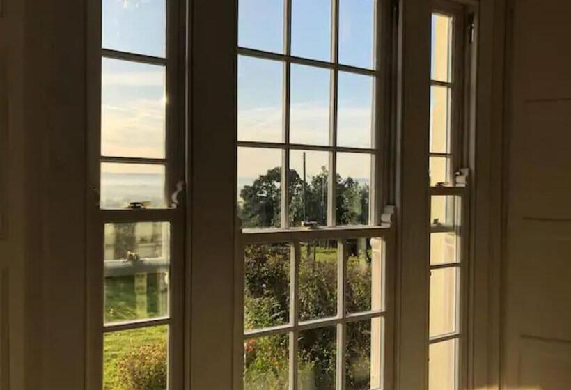 منزل غرفة نوم واحدة, Willow Hill Farm Club