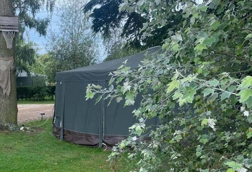 غرفة عائلية مطلّة علي الحديقة, Willow Hill Farm Club