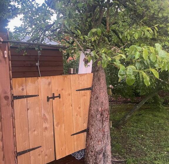 غرفة عائلية حمام مشترك, Willow Hill Farm Club