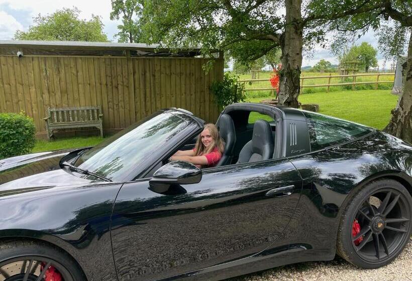 شاليه غرفة نوم واحدة, Willow Hill Farm Club