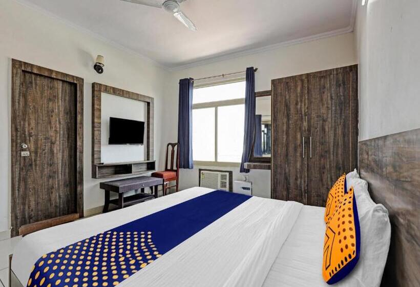 标准间, Spot On 81139 Hotel Pearl Inn