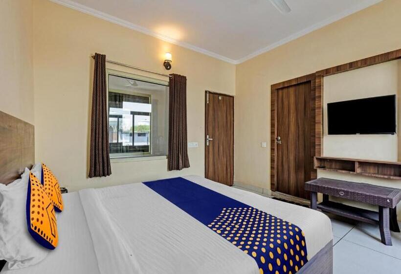 标准间, Spot On 81139 Hotel Pearl Inn