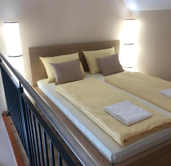 آپارتمان 1 خوابه با بالکن, Castellum Apartmanház