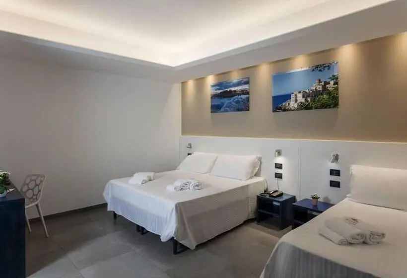 Habitació Triple Clàssica, Cavour 19   Dependance