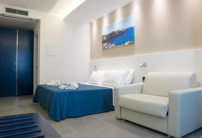 Номер Economy, Cavour 19   Dependance