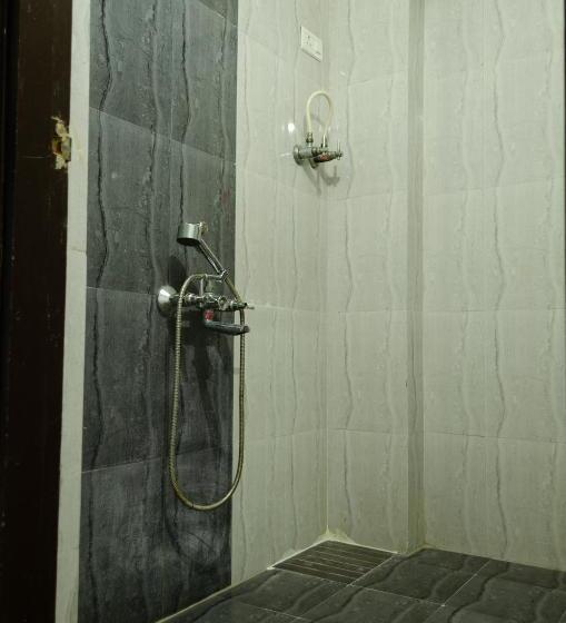 غرفة سوبيريور, City Square