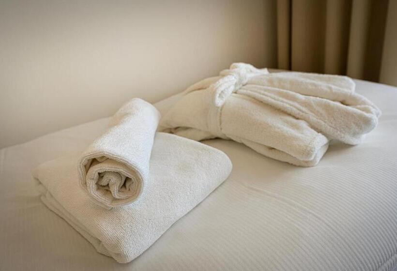 غرفة قياسية ثلاثية, Granit Nová Polianka Klimatické Kúpele