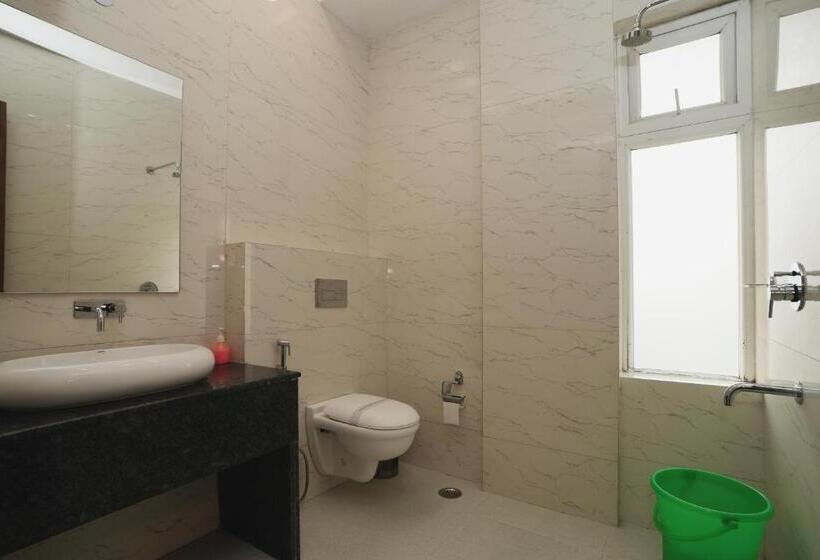 Deluxe Room, Fabhotel Interglobe Oasis