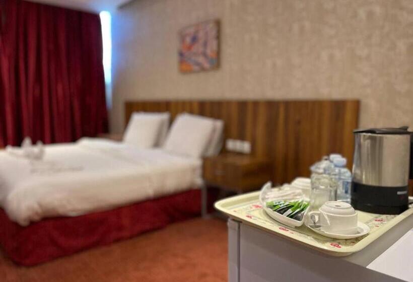 إستديو عائلى, Multazam Al Nnaseem