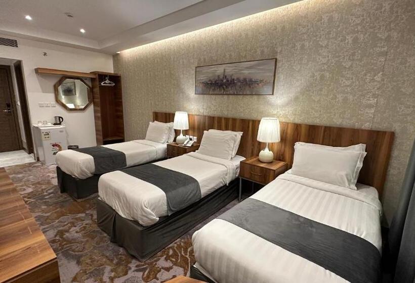 غرفة ديلوكس ثلاثية, Multazam Al Nnaseem