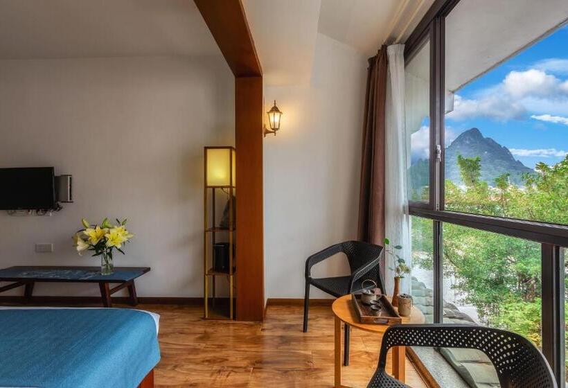 Habitación Estándar con Vistas, Serene Vale Inn Guilin Free One Way Pick Up Service To High Speed Railway Station For 2 Nights