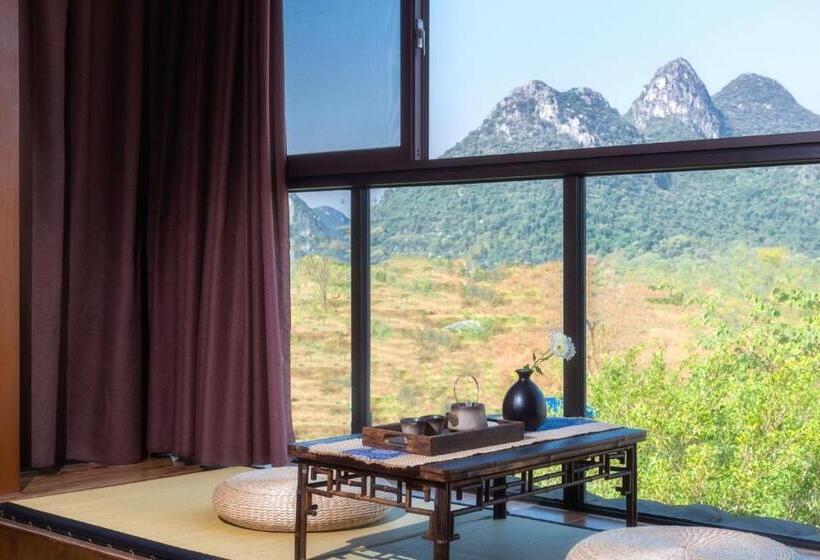 Standard Room Mountain View, Serene Vale Inn Guilin Free One Way Pick Up Service To High Speed Railway Station For 2 Nights